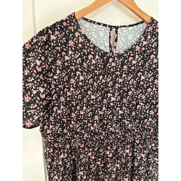Women’s Black Floral Boho Dress Short Sleeve Ruffle Smocked Size XXL New - Picture 3 of 5